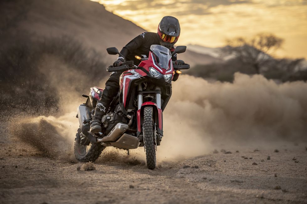 Africa Twin ima nov obraz in tehniko, prvi primerki v Trzinu že novembra Africa Twin ima nov obraz in tehniko, prvi primerki v Trzinu že novembra
