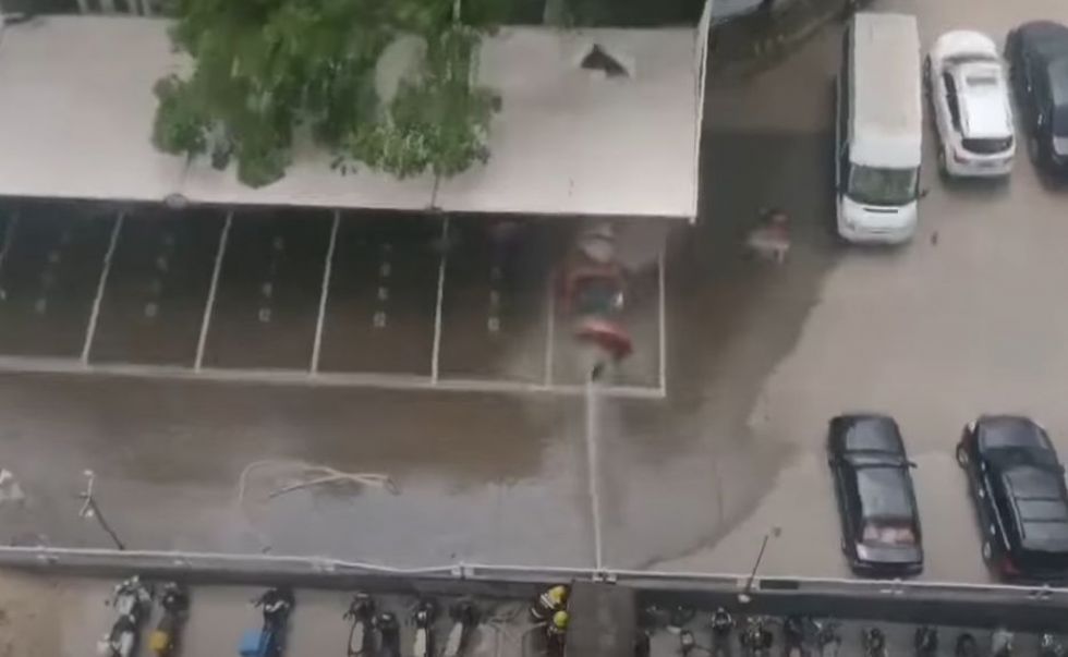 Eksplozija med polnjenjem baterij Eksplozija med polnjenjem baterij