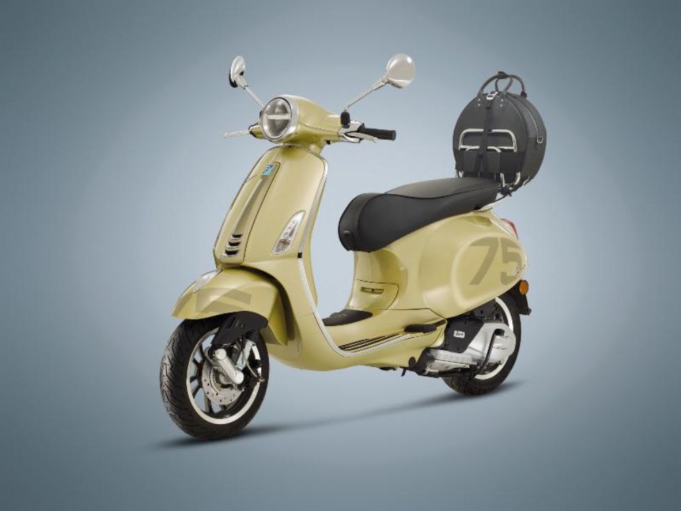 Vespa praznuje 75. rojstni dan Vespa praznuje 75. rojstni dan