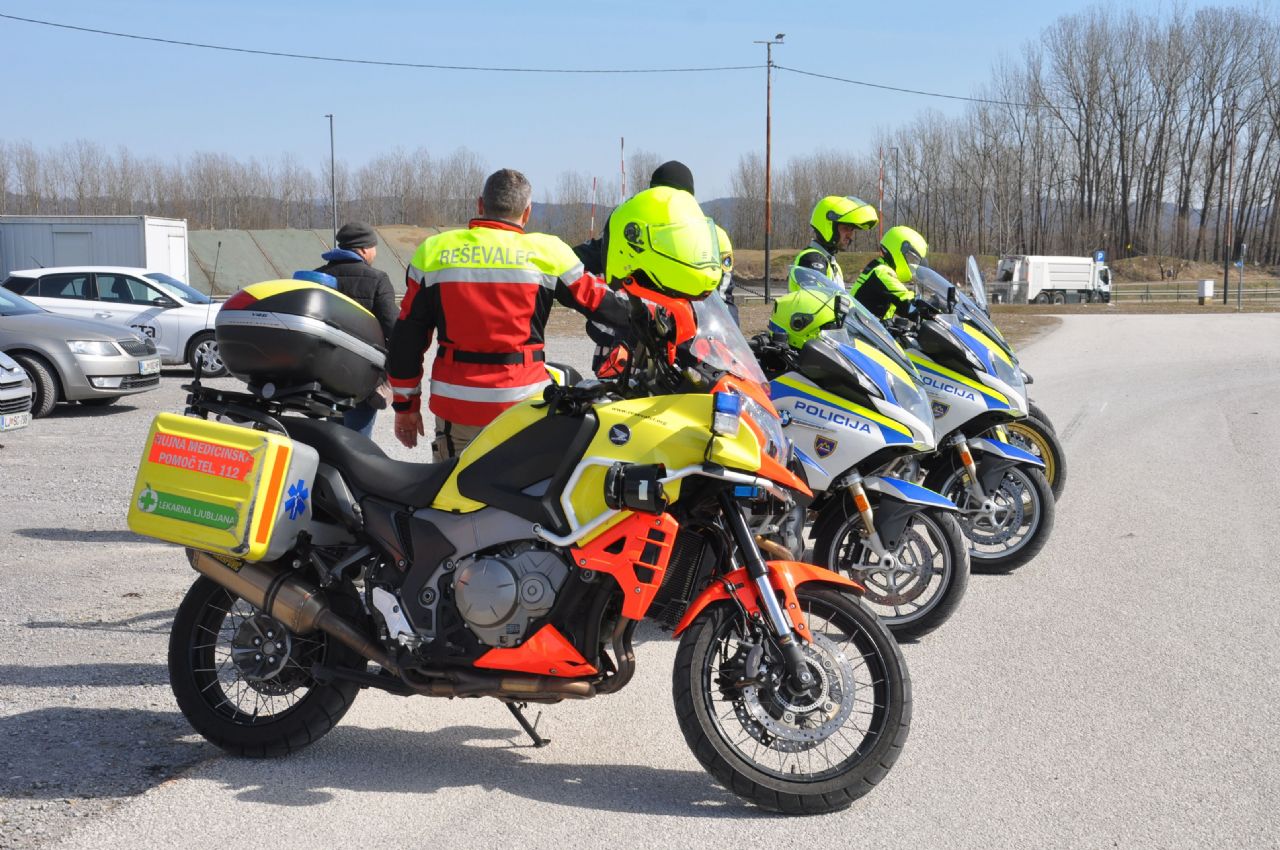 Nekateri motoristi še vedno ne poznajo osnov Nekateri motoristi še vedno ne poznajo osnov