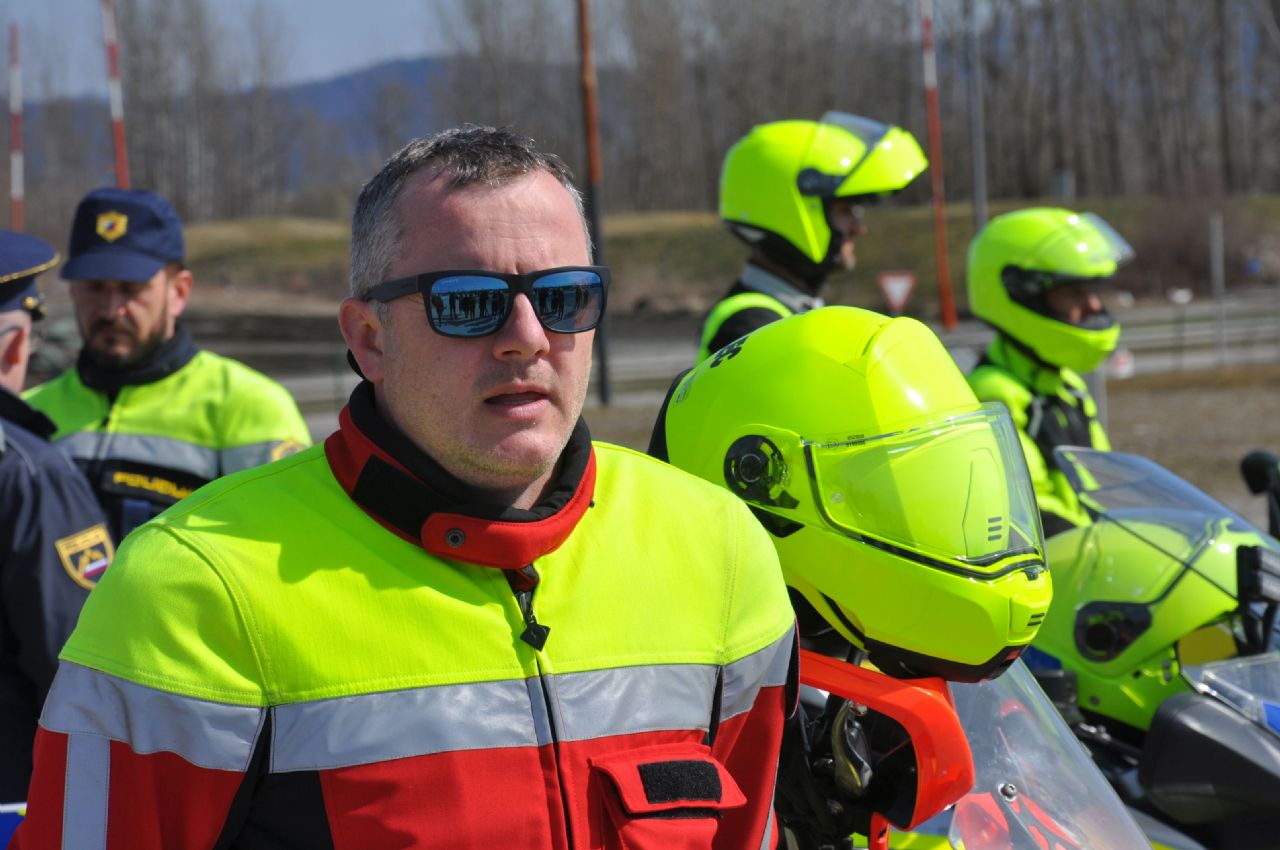 Nekateri motoristi še vedno ne poznajo osnov Nekateri motoristi še vedno ne poznajo osnov