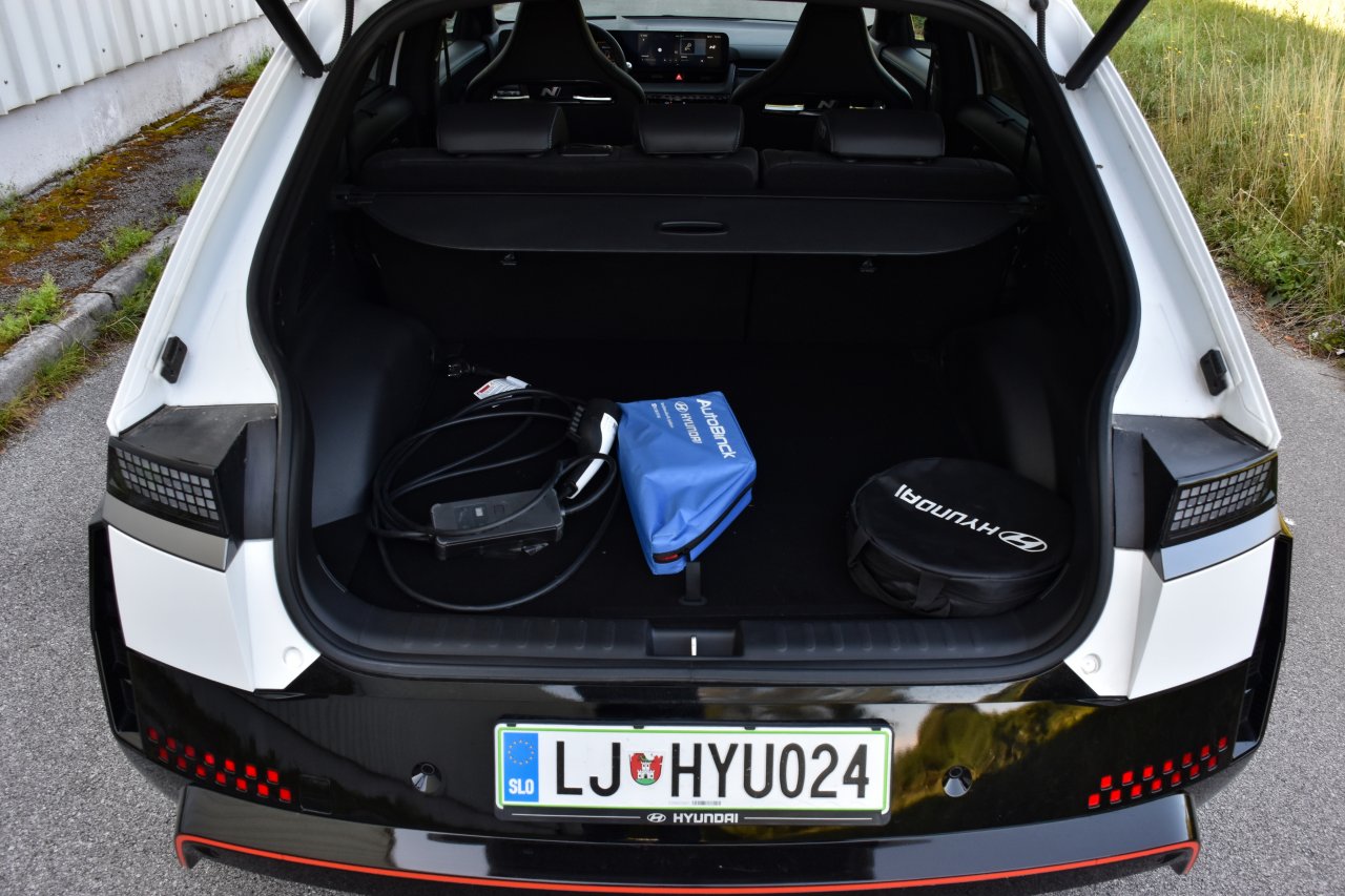 Električni bog za navadne smrtnike Električni bog za navadne smrtnike