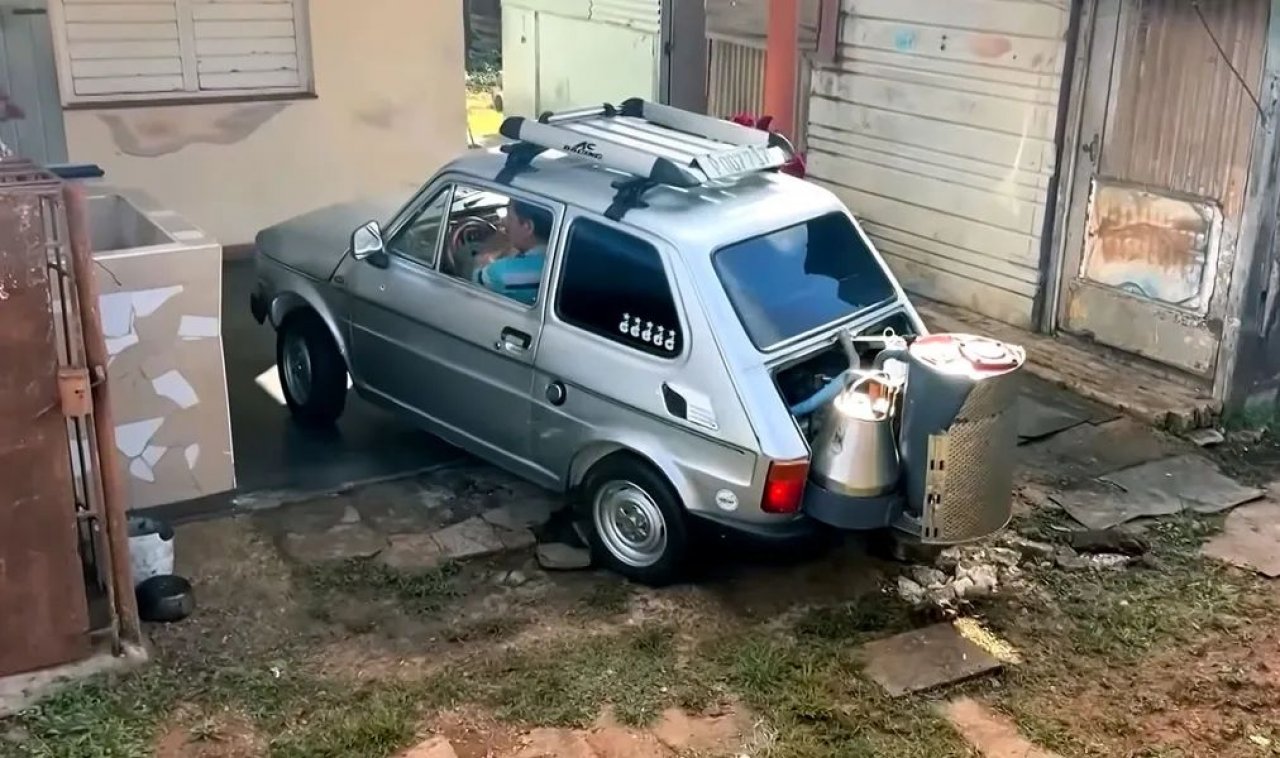 Na Kubi ni goriva? Genialna rešitev v predelani Bolhi Na Kubi ni goriva? Genialna rešitev v predelani Bolhi