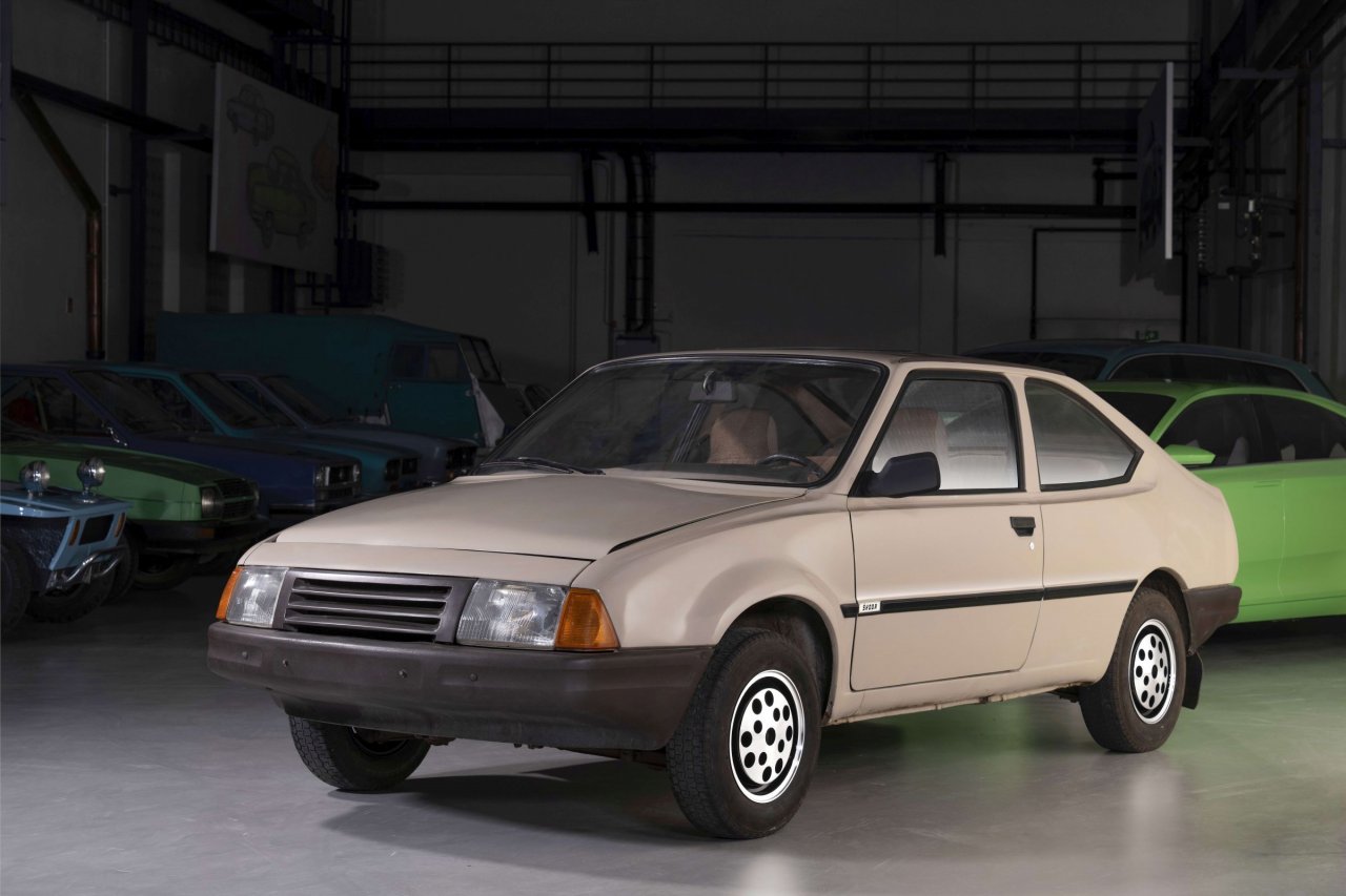 Škoda odpira vrata skritim prototipom - več kot 50 novosti Škoda odpira vrata skritim prototipom - več kot 50 novosti