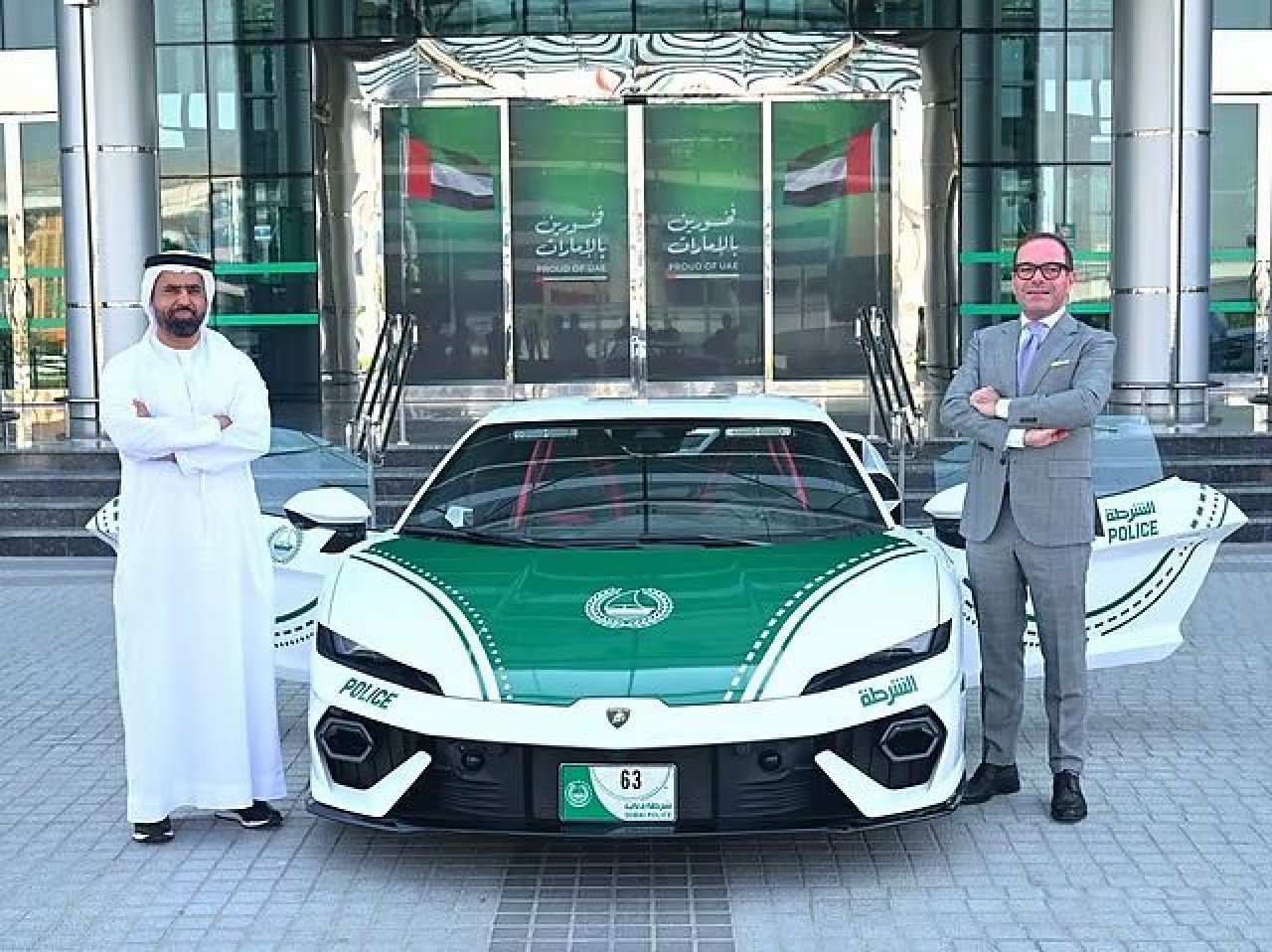 Dubajska policija dobila Lamborghini Temerario Dubajska policija dobila Lamborghini Temerario