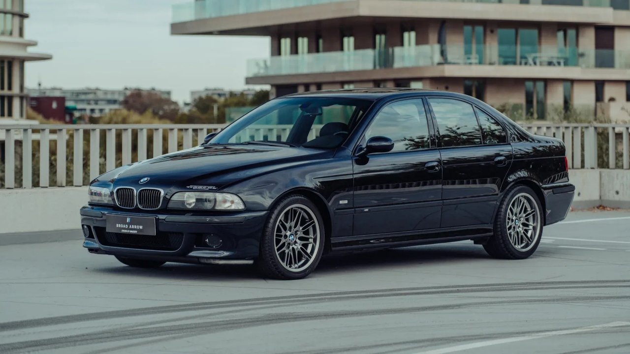 Na dražbo gre BMW M5 z VW-jevim srcem Na dražbo gre BMW M5 z VW-jevim srcem
