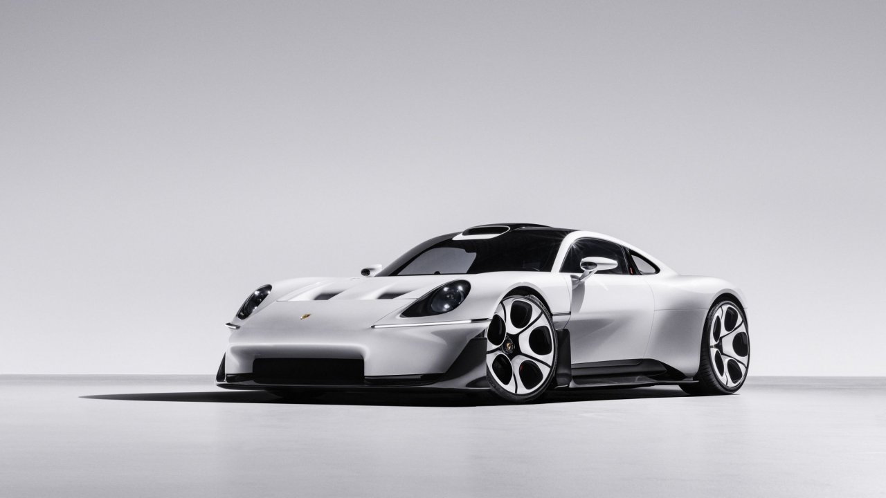 Porschejeva vizija, kako zasenčiti legendarni 911